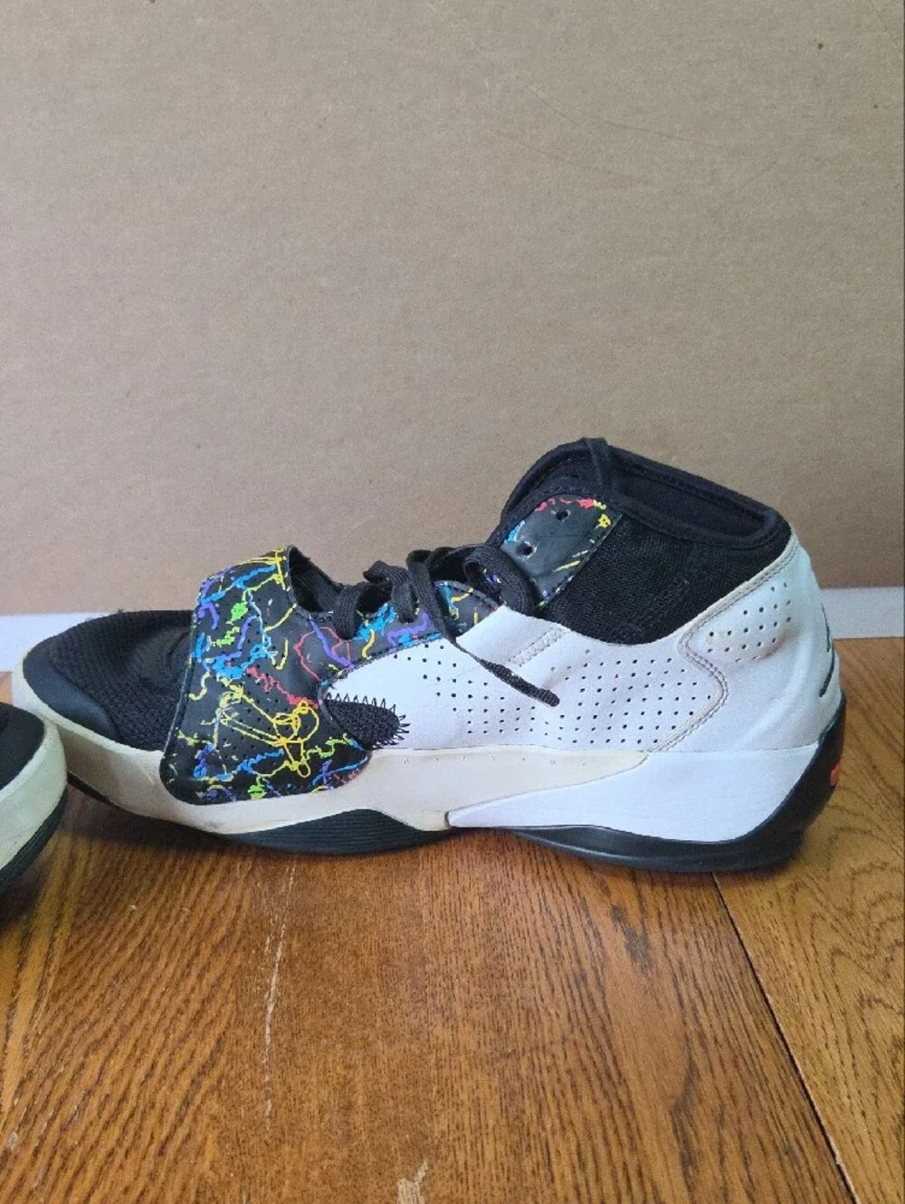 Jordan Kids Black Sneakers with Multicolor Lightning Print